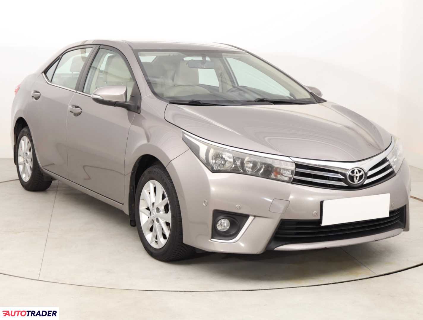 Toyota Corolla 2013 1.6 130 KM