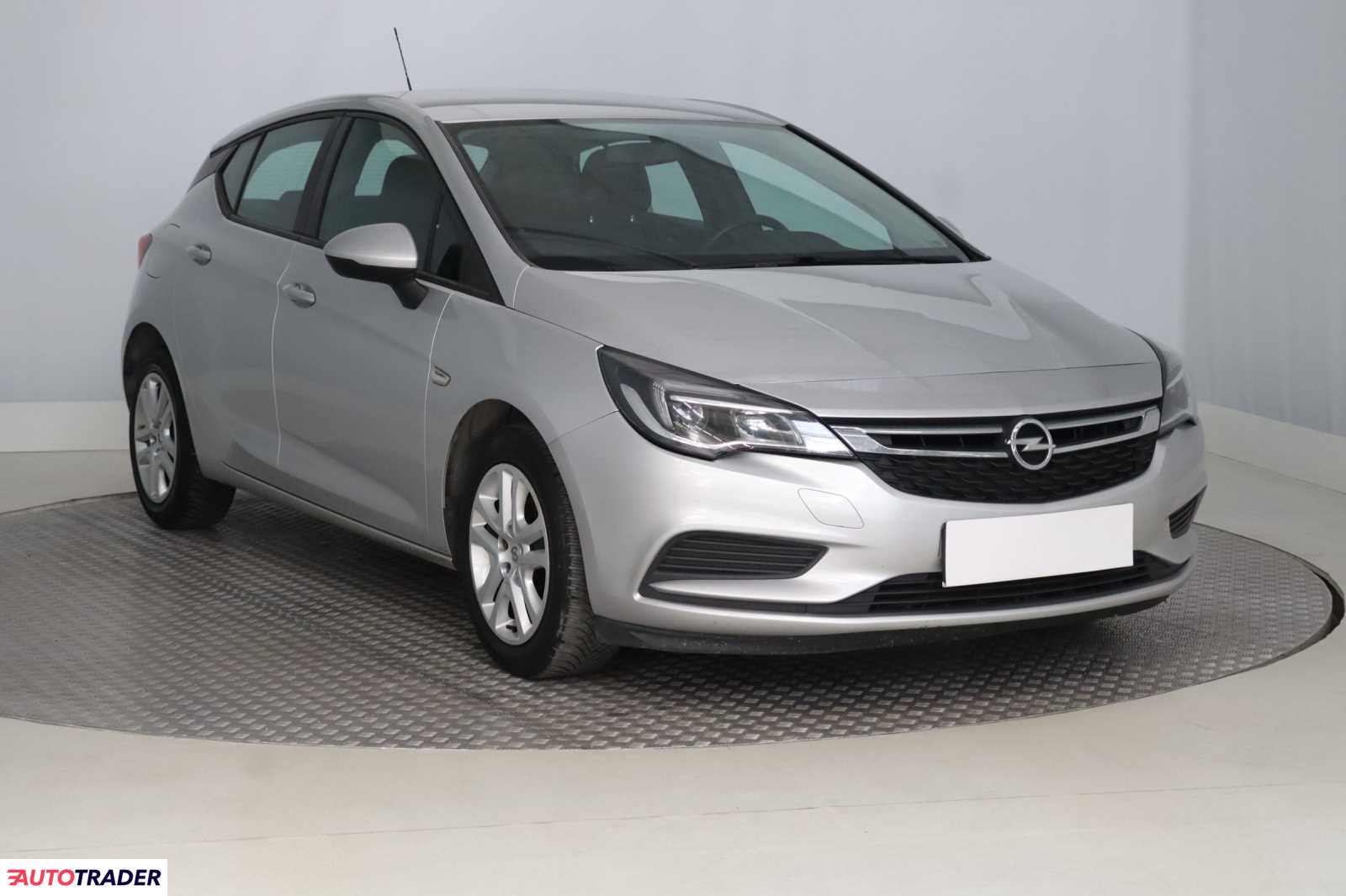 Opel Astra 2016 1.4 123 KM