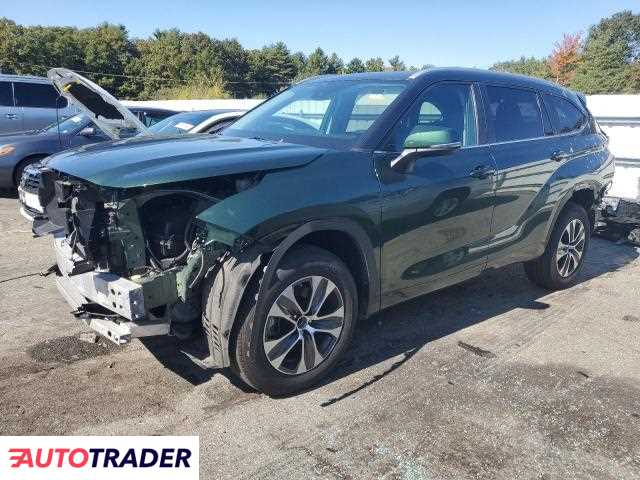 Toyota Highlander 2.0 benzyna 2023r. (EXETER)