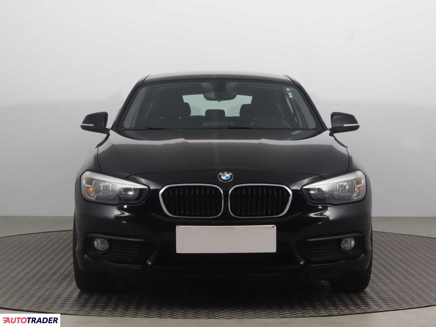 BMW 116 2016 1.5 107 KM