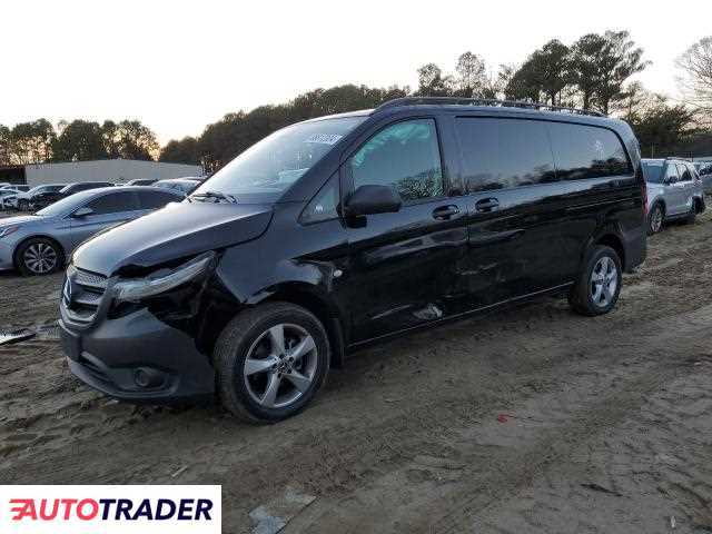 Mercedes Metris 2.0 benzyna 2020r. (SEAFORD)