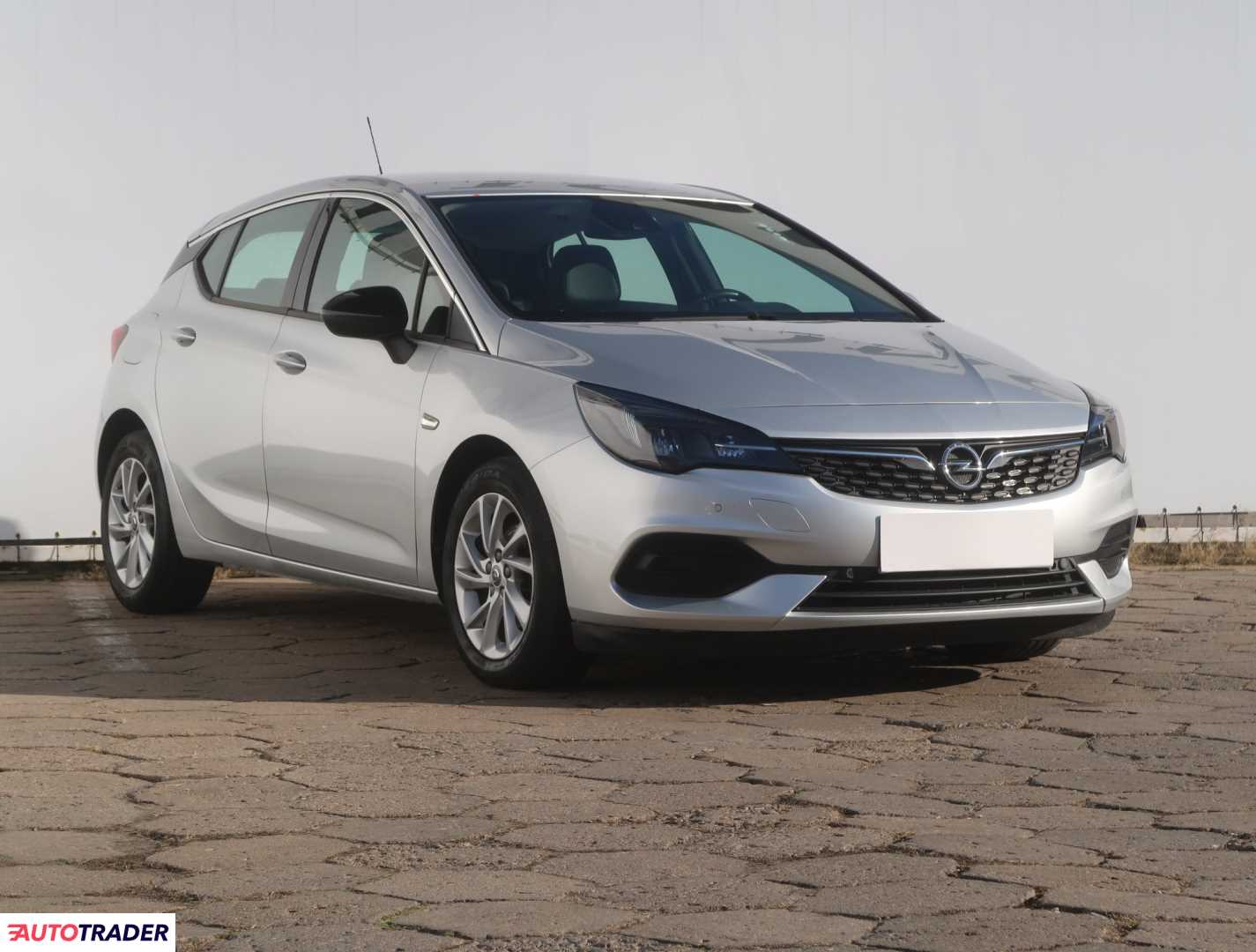 Opel Astra 2021 1.2 143 KM