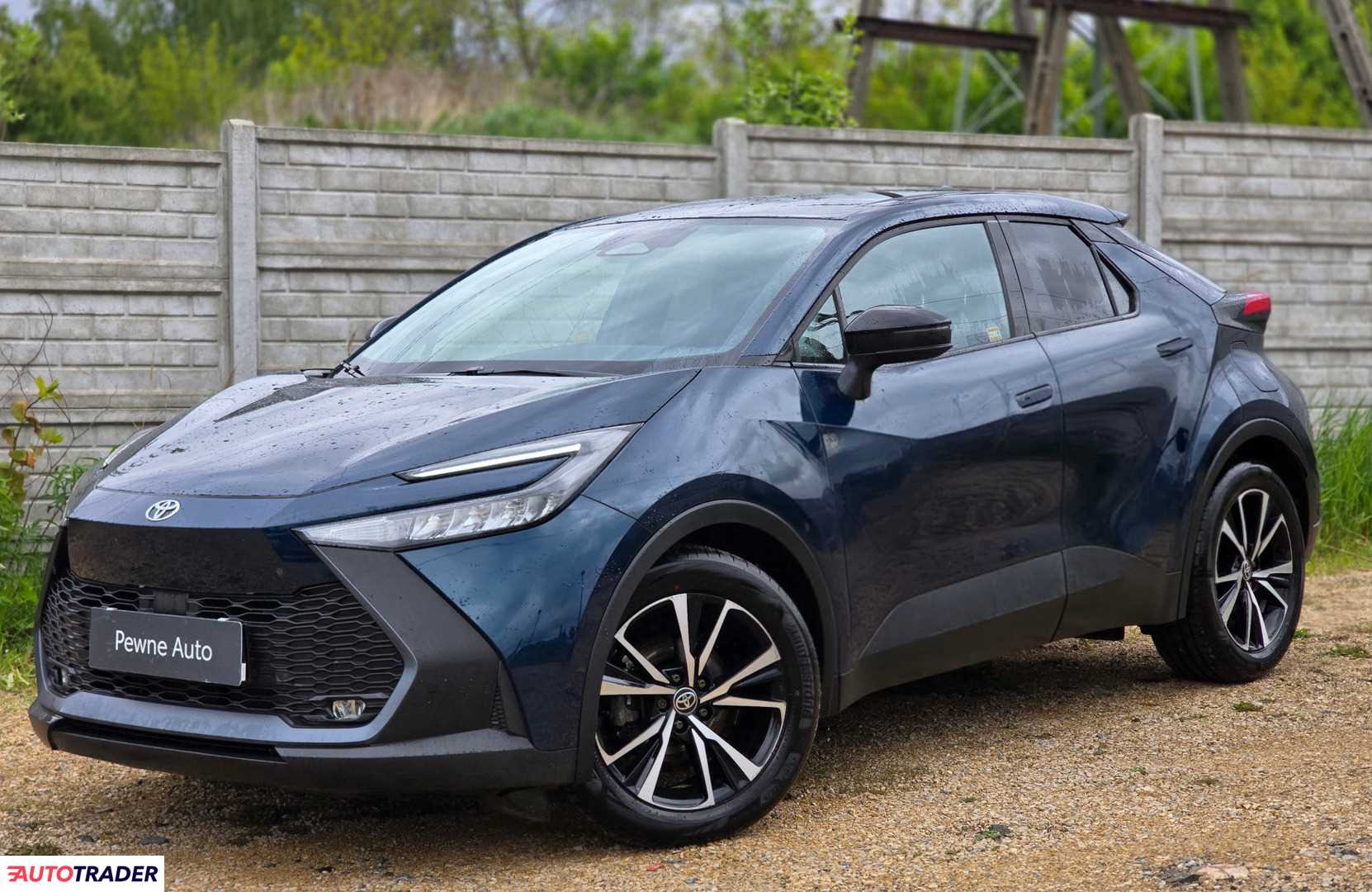Toyota C-HR 2023 1.8 140 KM Toyota C-HR 2023 1.8 140 KM