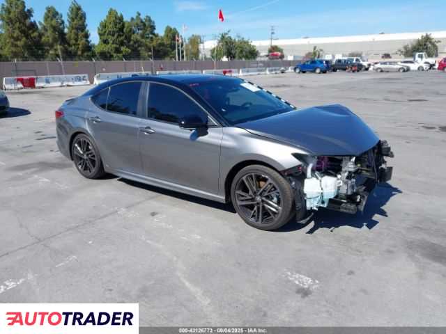 Toyota Camry 2025 2