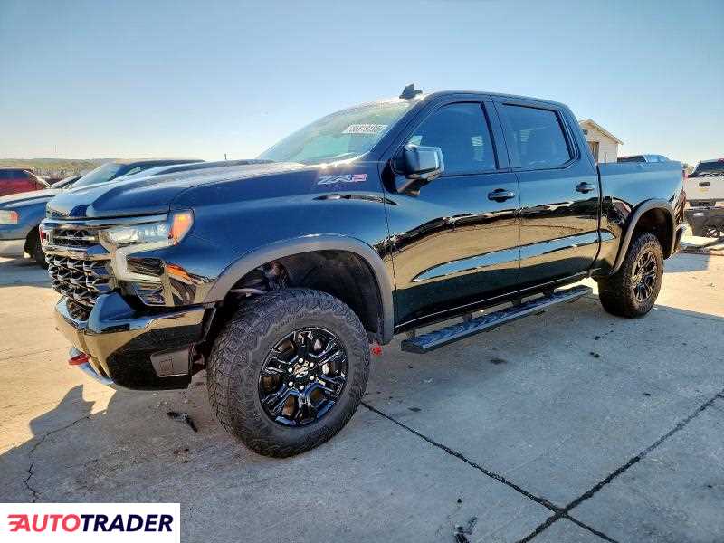 Chevrolet Silverado 2024 6