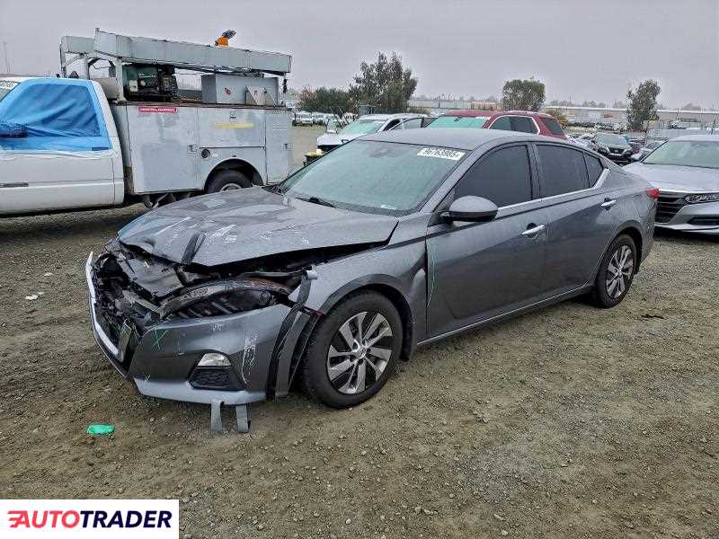 Nissan Altima 2021 2