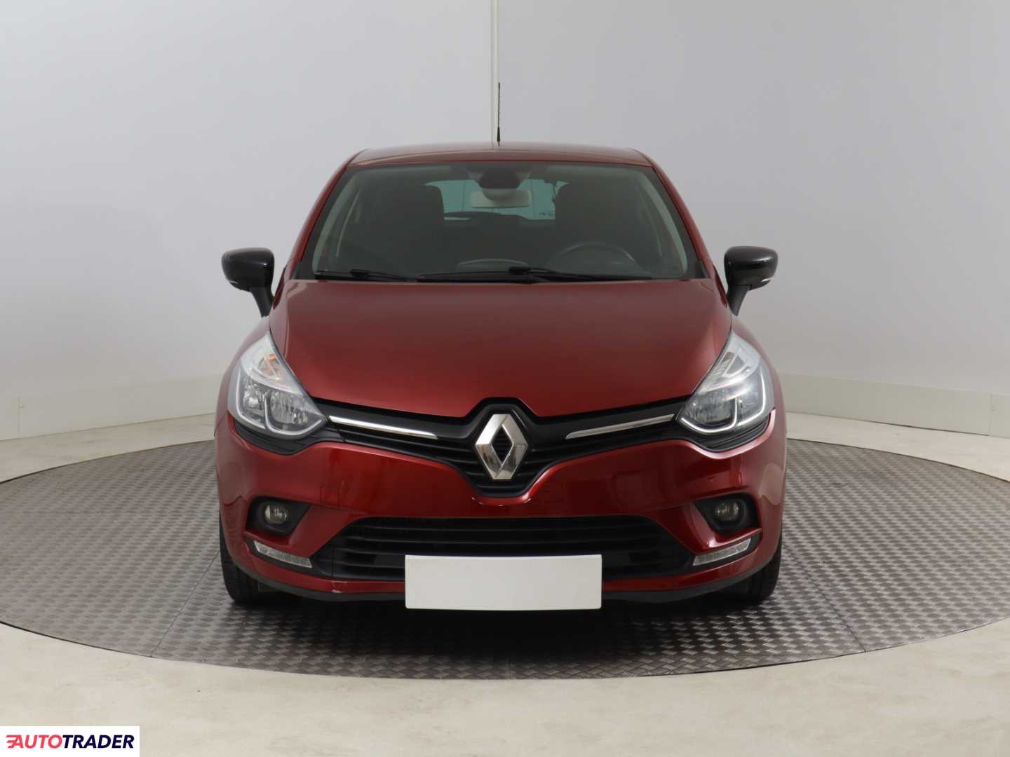 Renault Clio 2018 0.9 75 KM