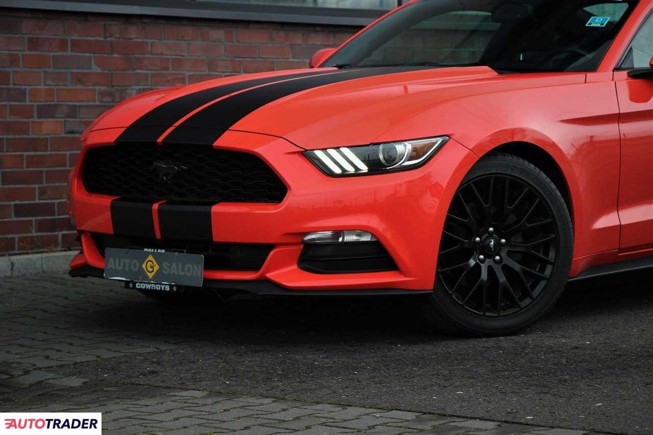 Ford Mustang 2016 3.7 305 KM Ford Mustang 2016 3.7 305 KM