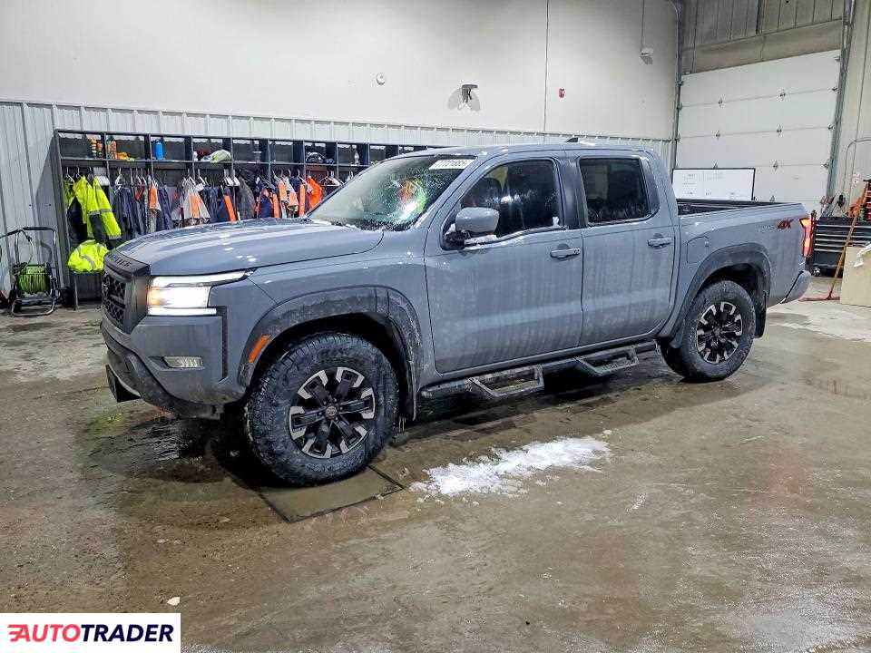 Nissan Frontier 2022 3