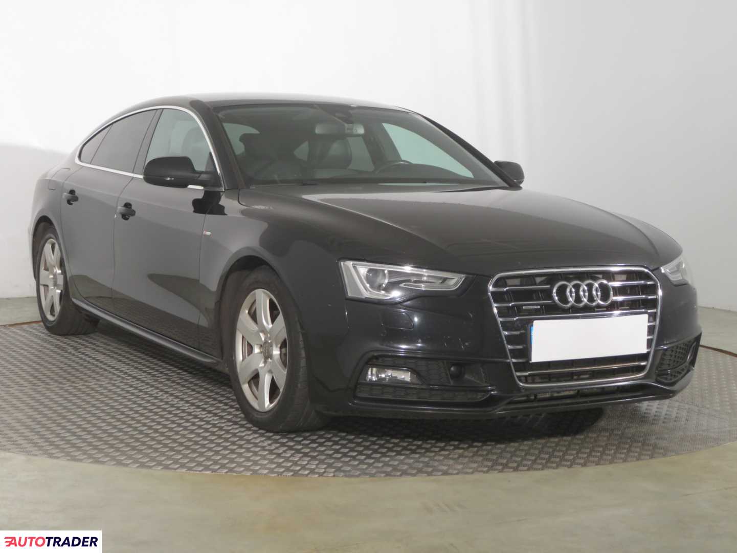 Audi A5 2015 2.0 174 KM