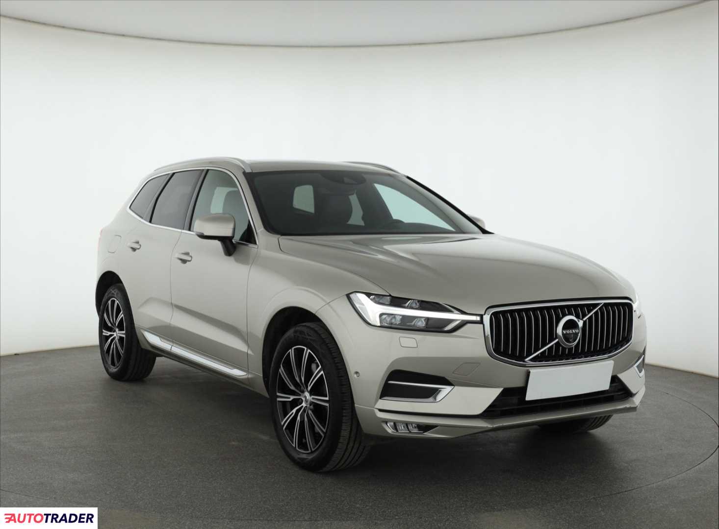 Volvo XC60 2020 2.0 194 KM