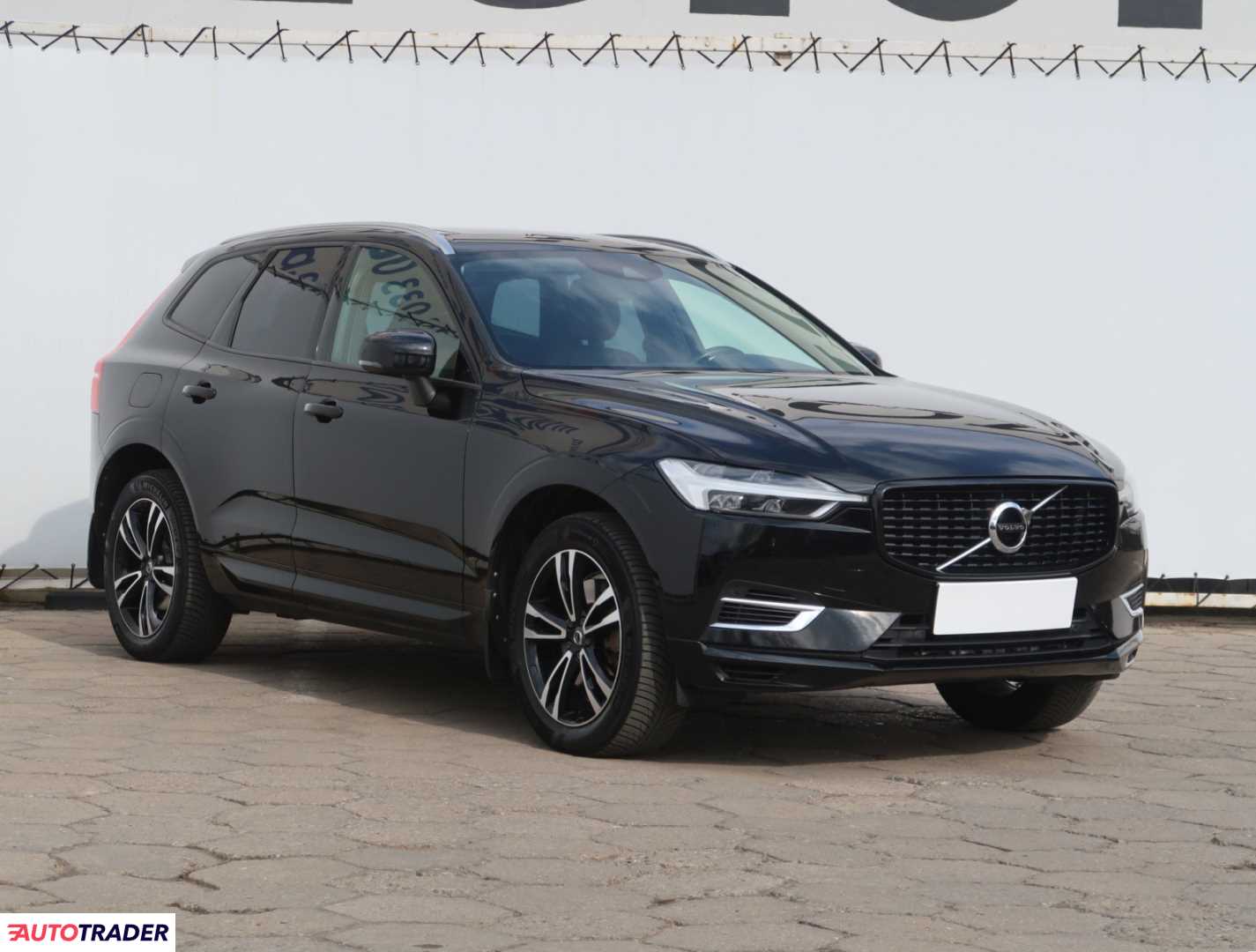 Volvo XC60 2018 2.0 402 KM