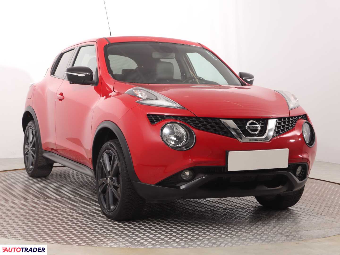 Nissan Juke 2017 1.6 187 KM Nissan Juke 2017 1.6 187 KM