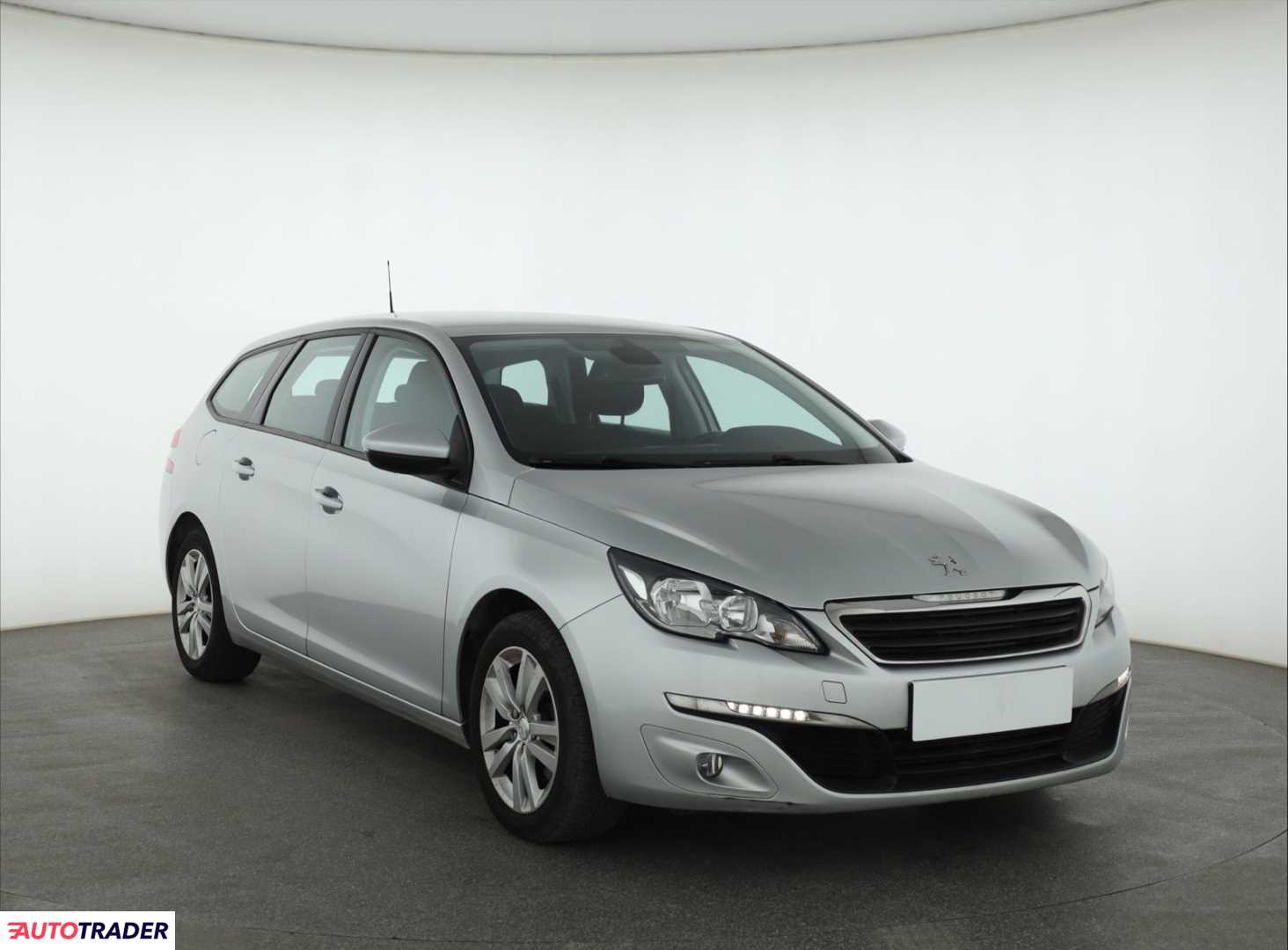 Peugeot 308 2015 1.2 108 KM