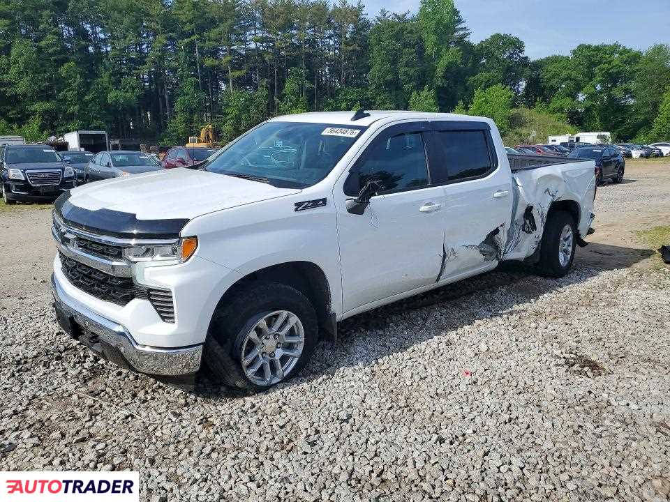 Chevrolet Silverado 2024 5
