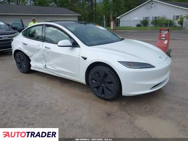 Tesla Model 3 2025