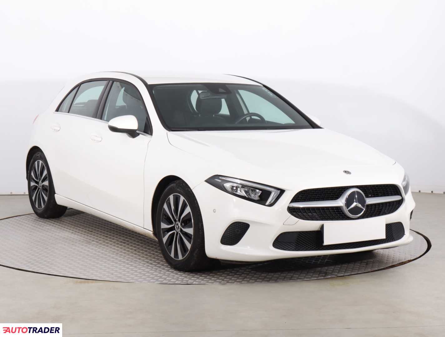 Mercedes A-klasa 2020 1.3 134 KM
