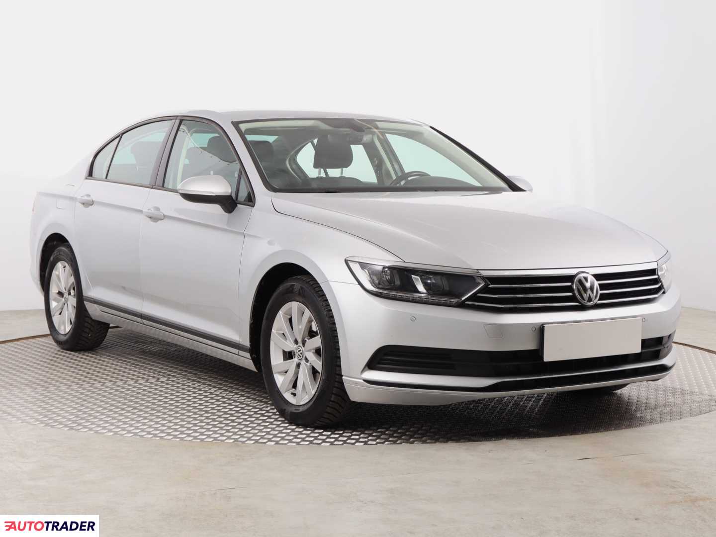 Volkswagen Passat 1.4 123 KM 2018r. (Piaseczno)