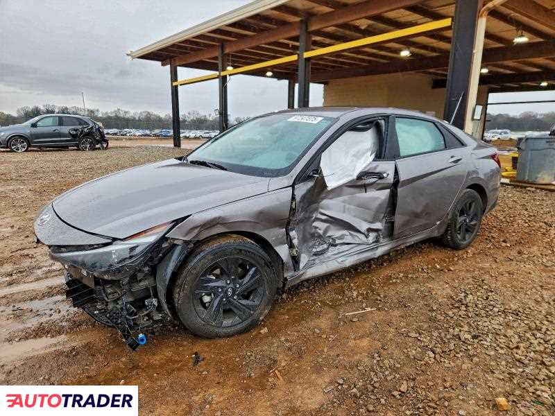 Hyundai Elantra 2023 2