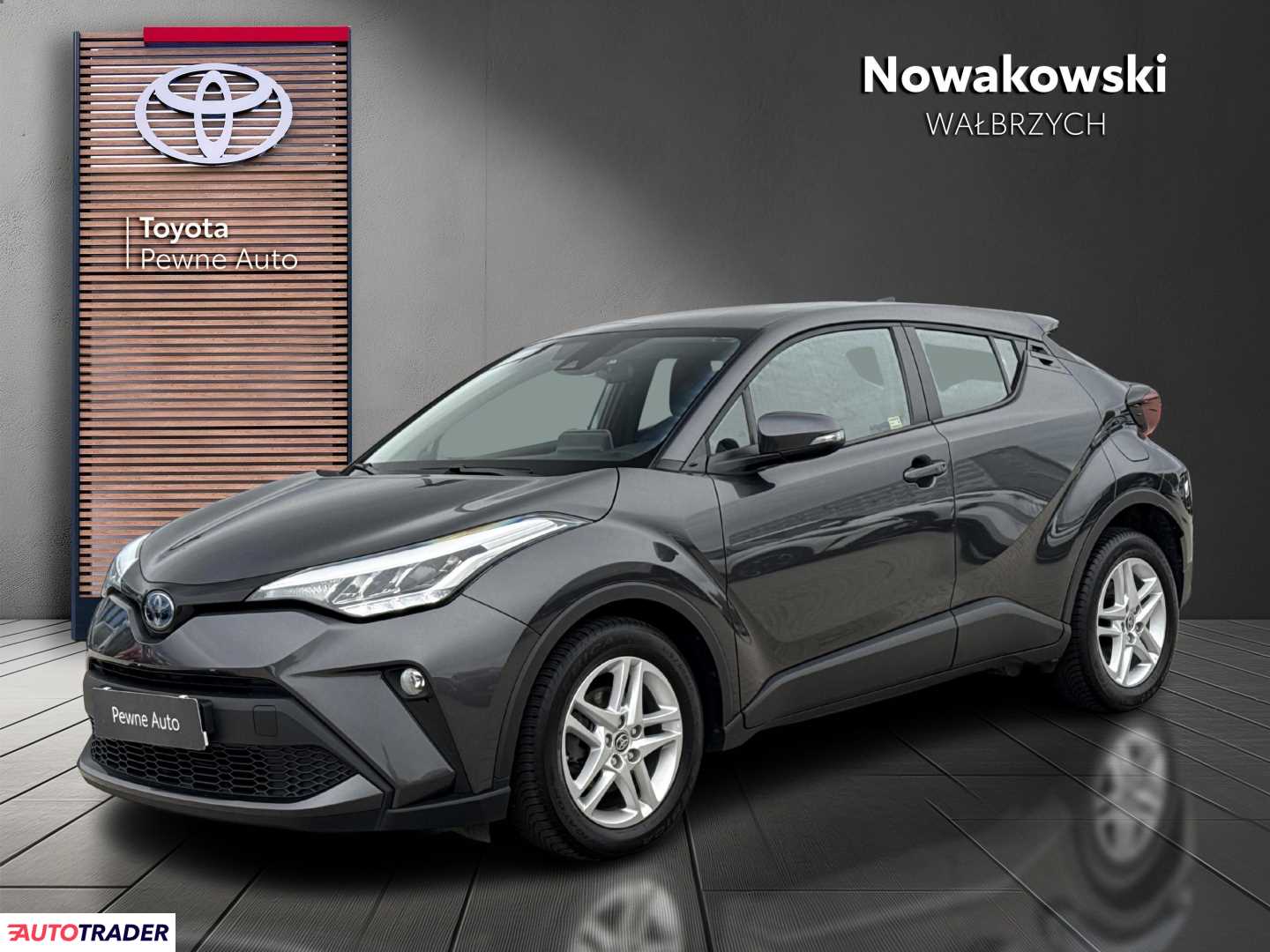 Toyota C-HR 2023 1.8 122 KM