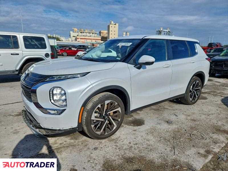 Mitsubishi Outlander 2024 2