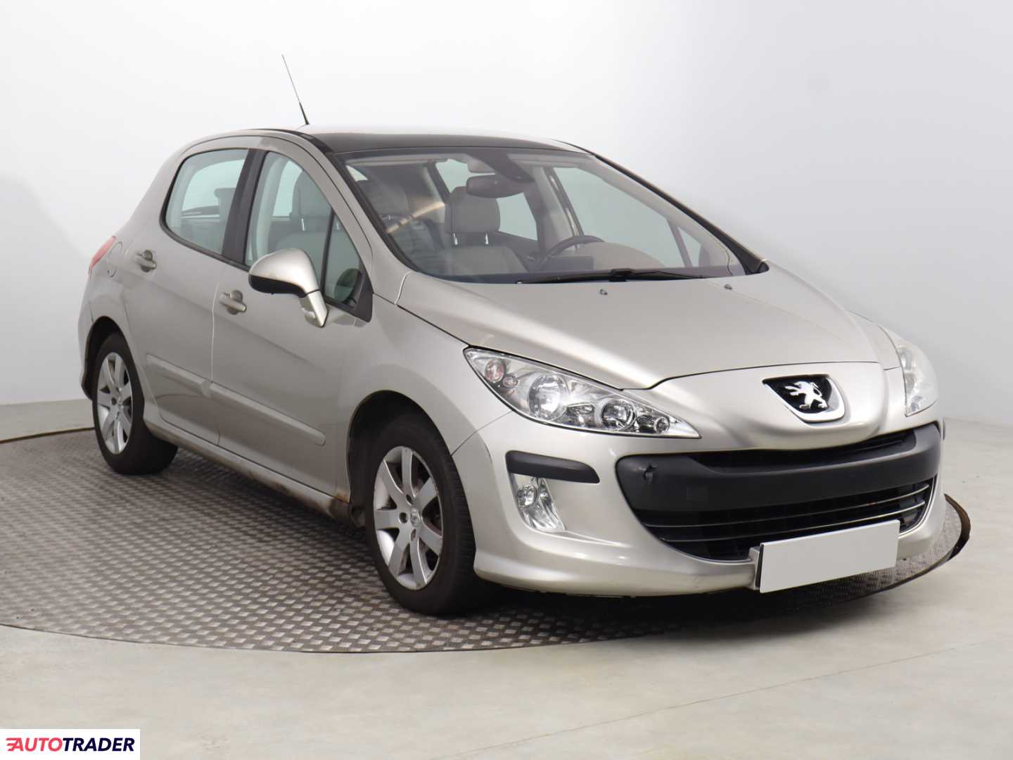 Peugeot 308 2008 1.6 107 KM