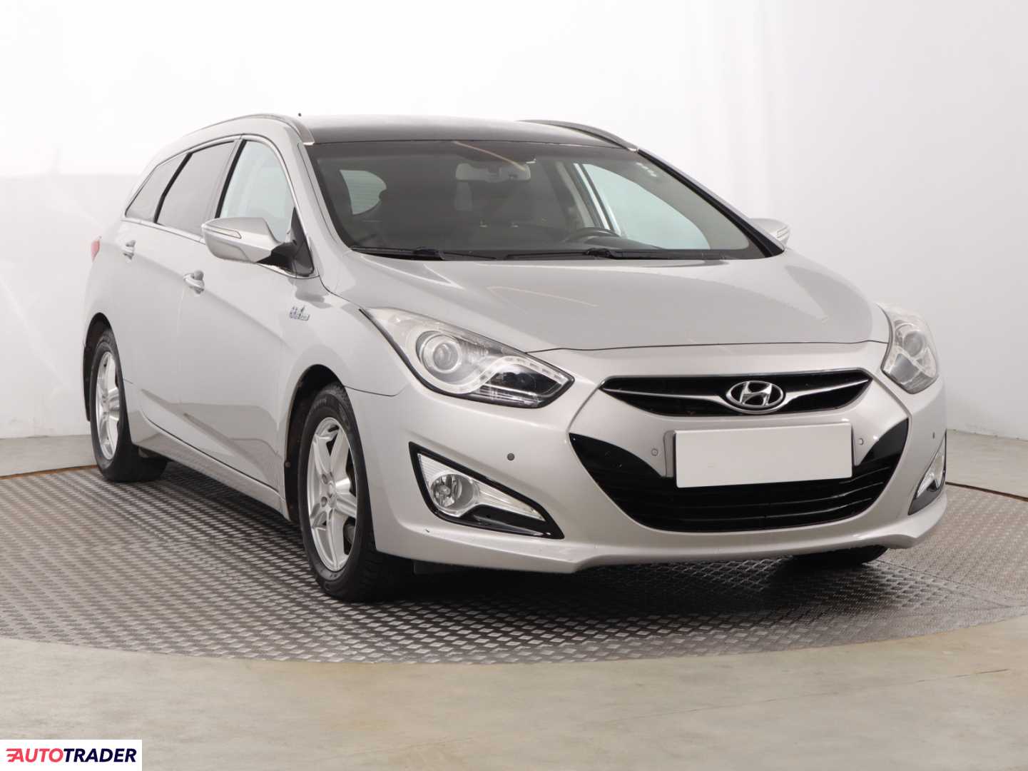 Hyundai i40 2011 1.7 113 KM