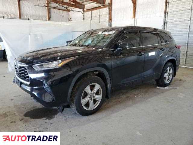 Toyota Highlander 2020 3