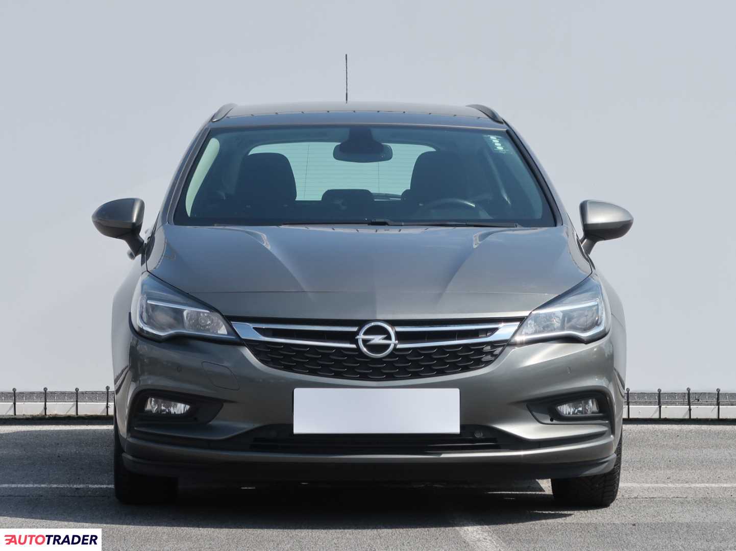 Opel Astra 2018 1.6 108 KM Opel Astra 2018 1.6 108 KM