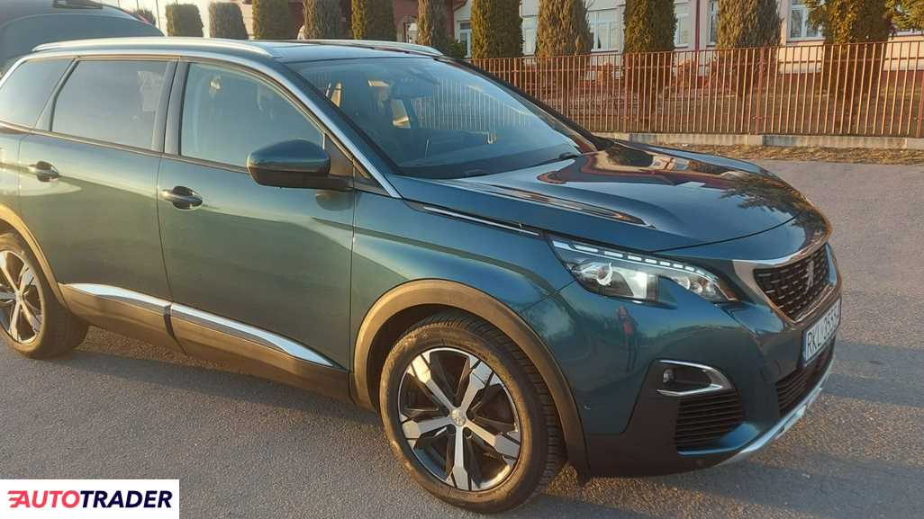 Peugeot 5008 2018 1.5 130 KM