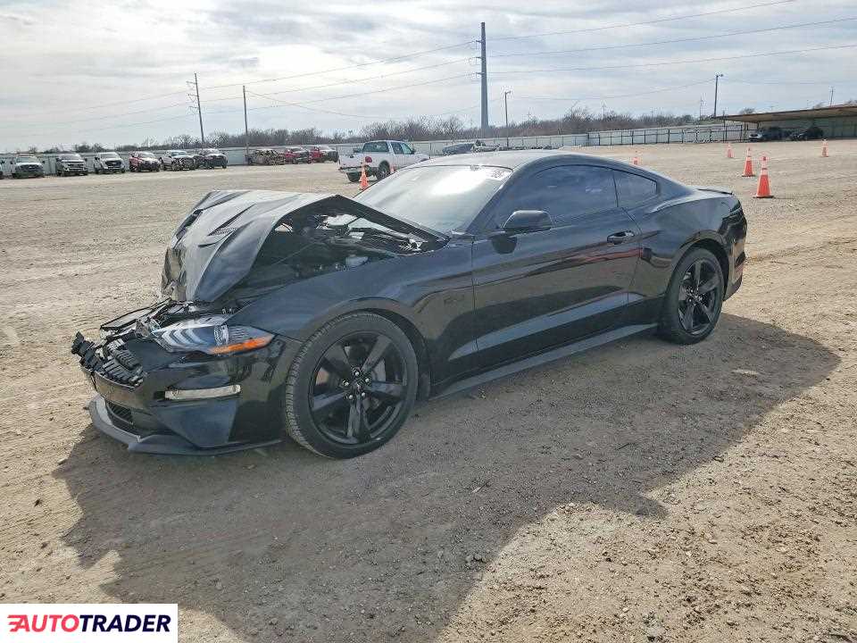 Ford Mustang 2021 5