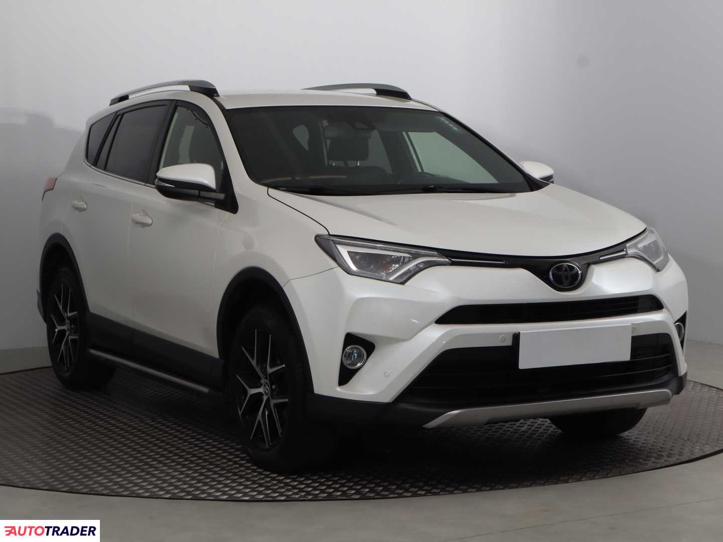 Toyota RAV 4 2017 2.0 140 KM Toyota RAV 4 2017 2.0 140 KM