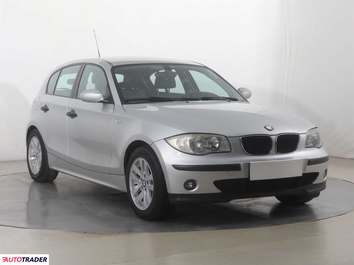 BMW 116 2006 1.6 113 KM