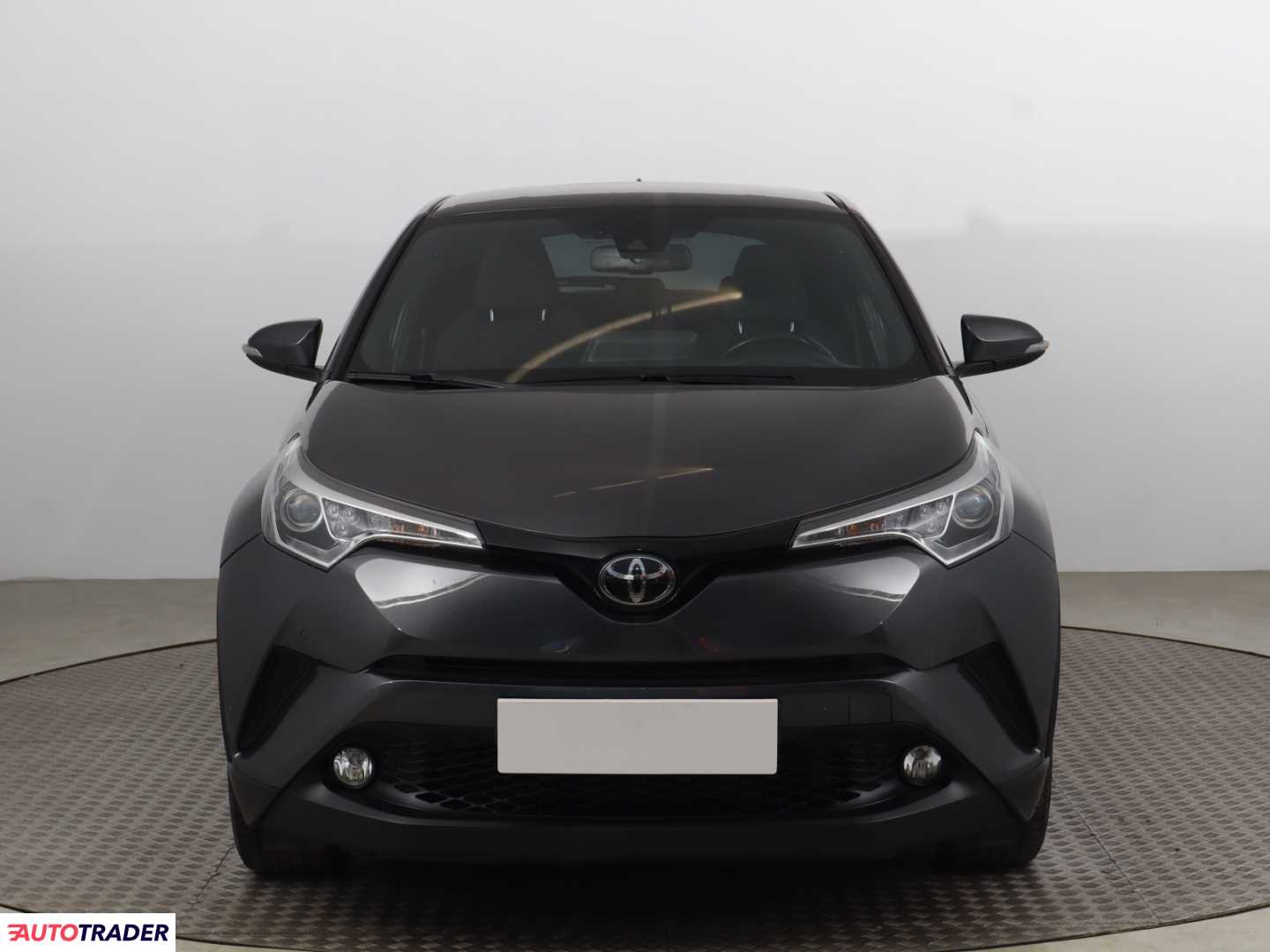 Toyota C-HR 2018 1.2 113 KM
