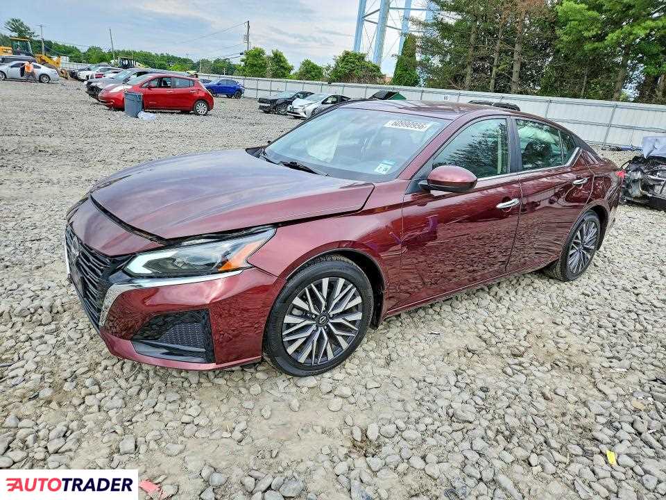 Nissan Altima 2023 2