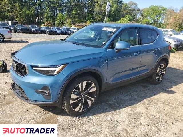 Volvo XC40 2025 2 Volvo XC40 2025 2