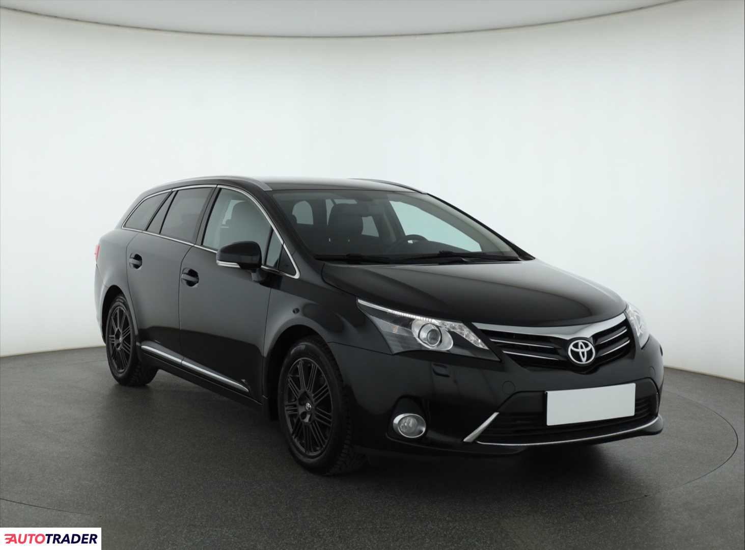 Toyota Avensis 2014 2.2 147 KM