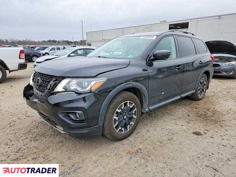 Nissan Pathfinder 2020 3