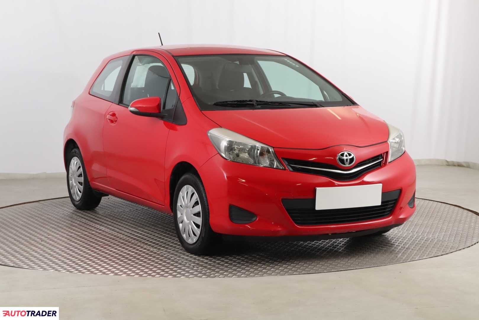 Toyota Yaris 2013 1.0 68 KM Toyota Yaris 2013 1.0 68 KM