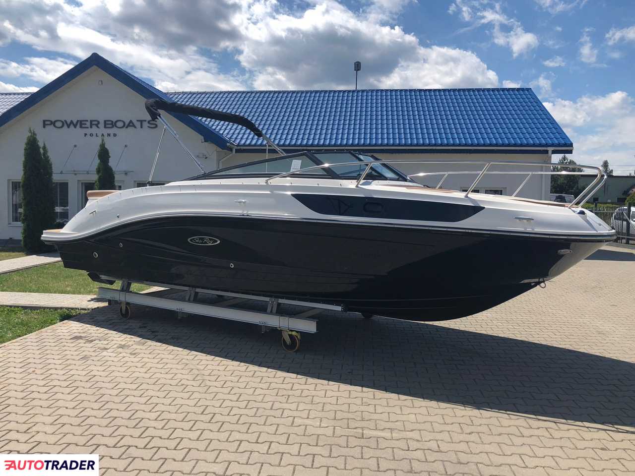 SEA RAY 230 SSE - OSTATNIE SEA RAY 230 SSE - OSTATNIE