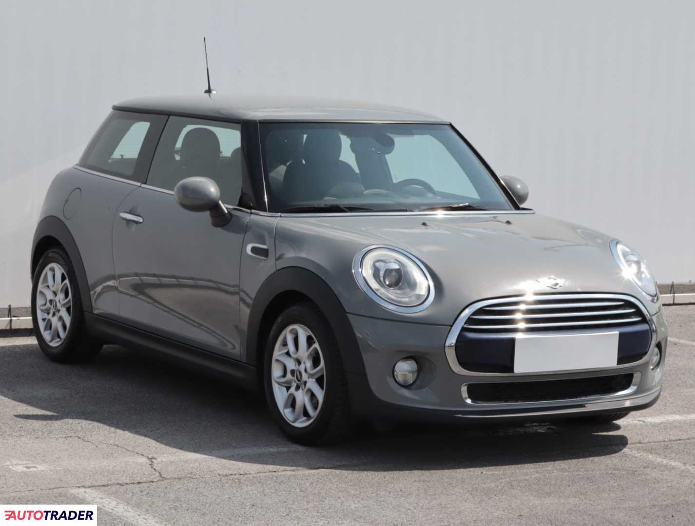 Mini Cooper 2016 1.5 134 KM