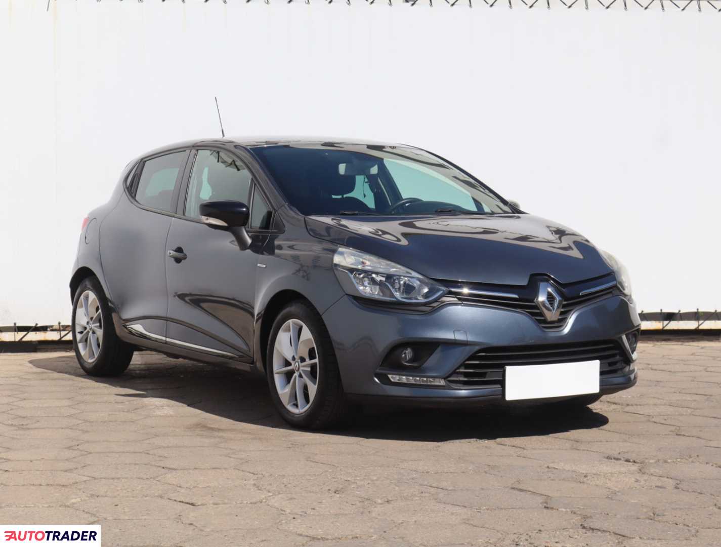 Renault Clio 2016 0.9 88 KM