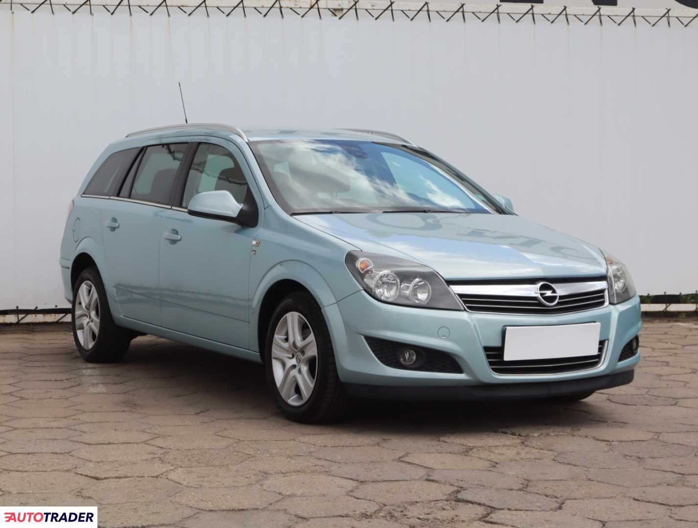 Opel Astra 2010 1.6 113 KM