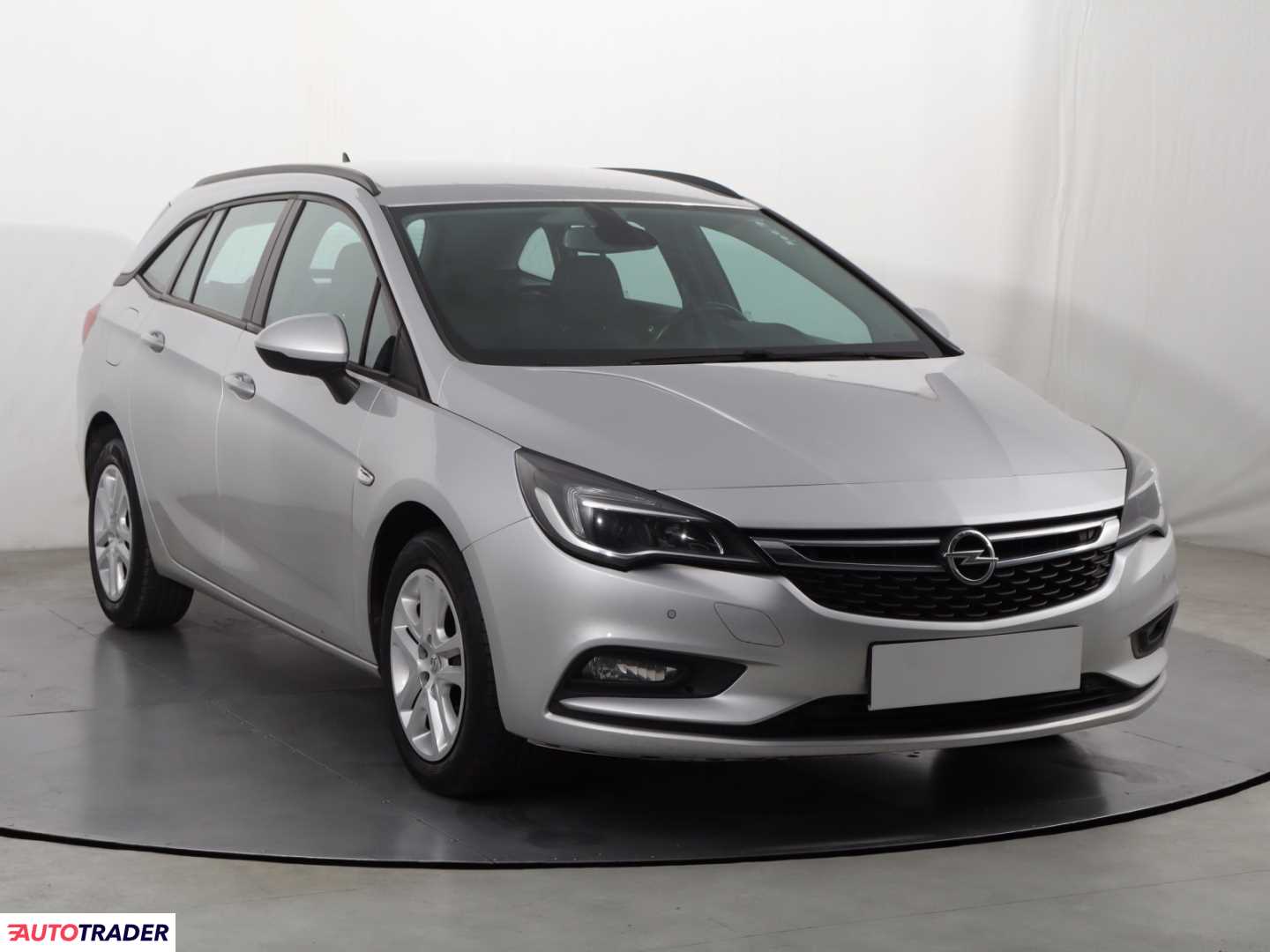 Opel Astra 2018 1.6 108 KM Opel Astra 2018 1.6 108 KM