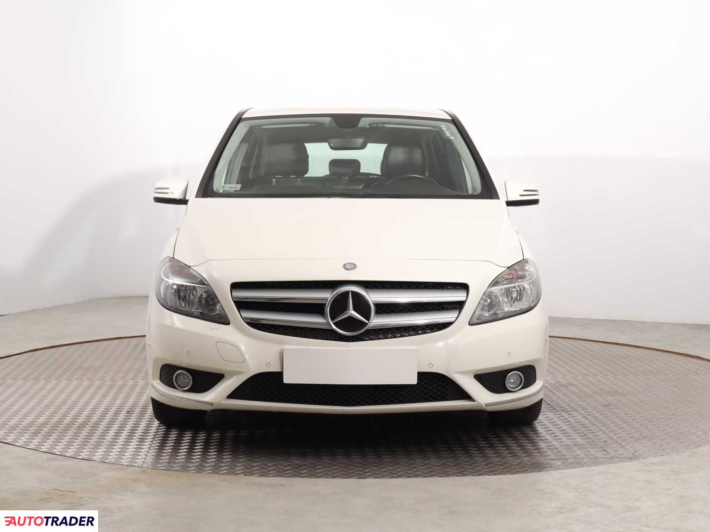 Mercedes B-klasa 2013 1.8 107 KM
