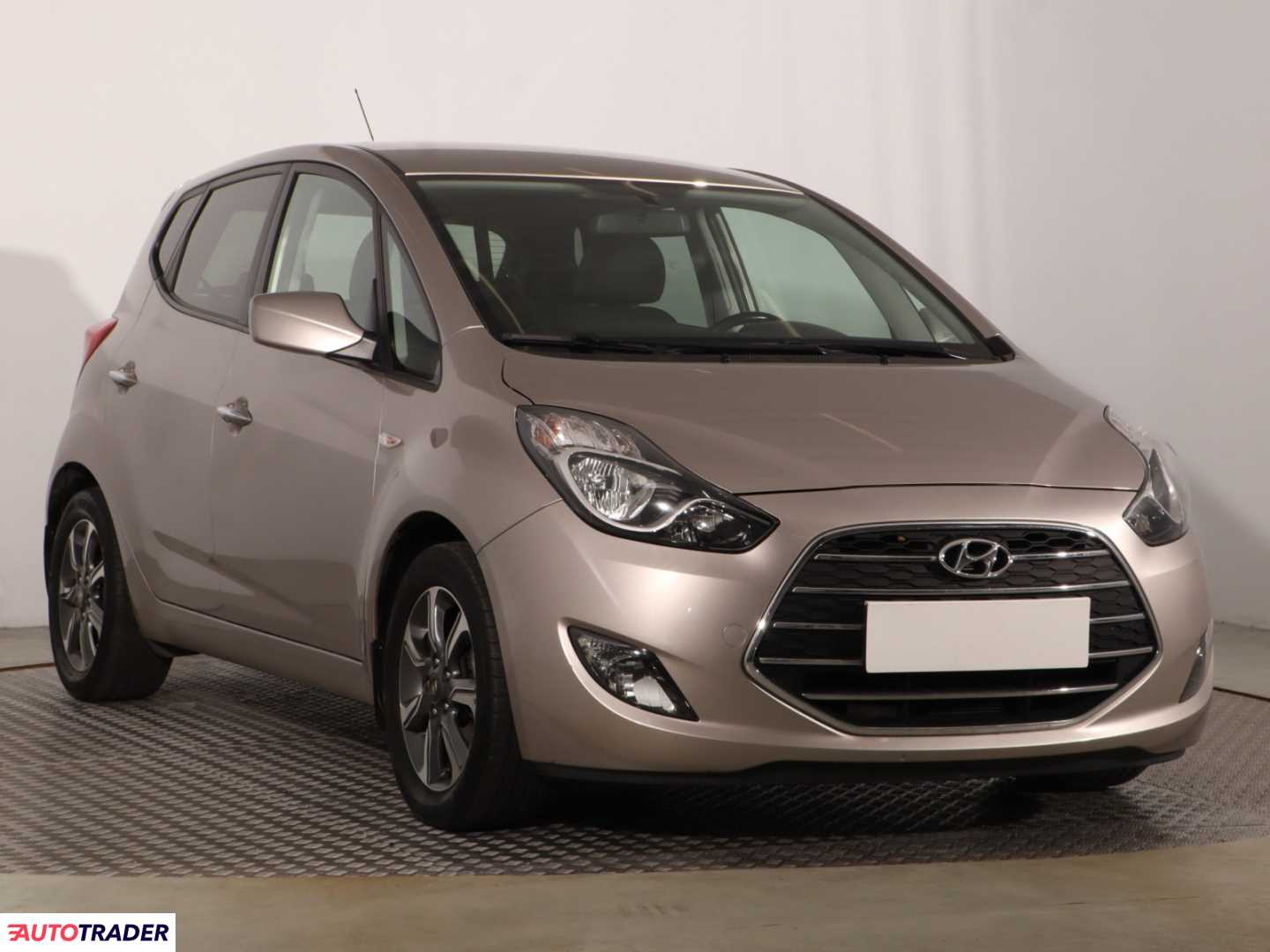 Hyundai ix20 2017 1.4 88 KM