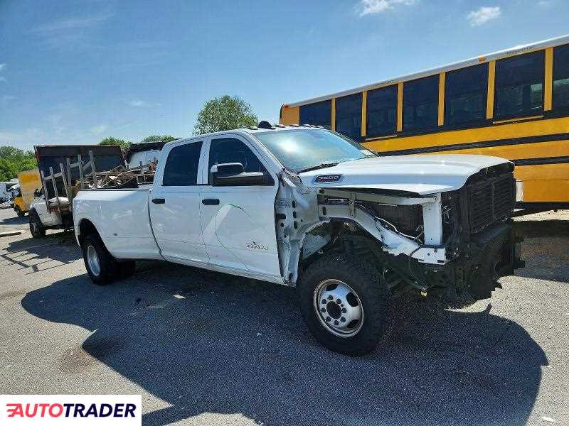 Dodge Ram 2022 6