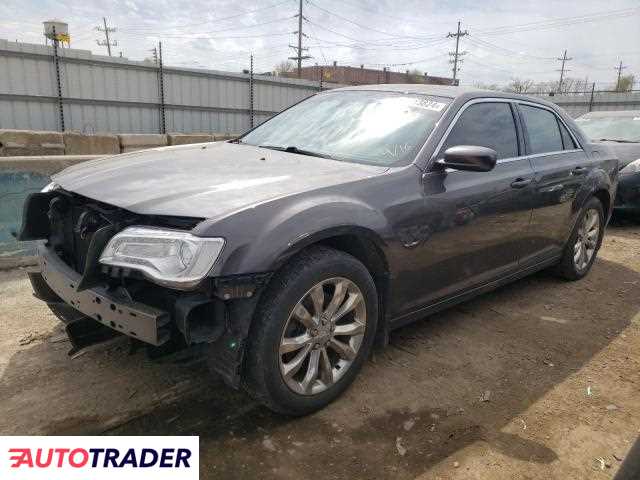 Chrysler 300C 3.0 benzyna 2018r. (DYER)