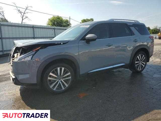 Nissan Pathfinder 2022 3