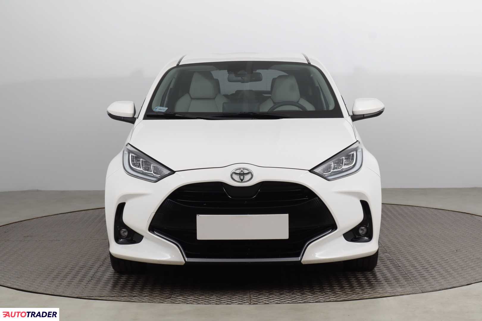 Toyota Yaris 1.5 123 KM 2022r. (Piaseczno)